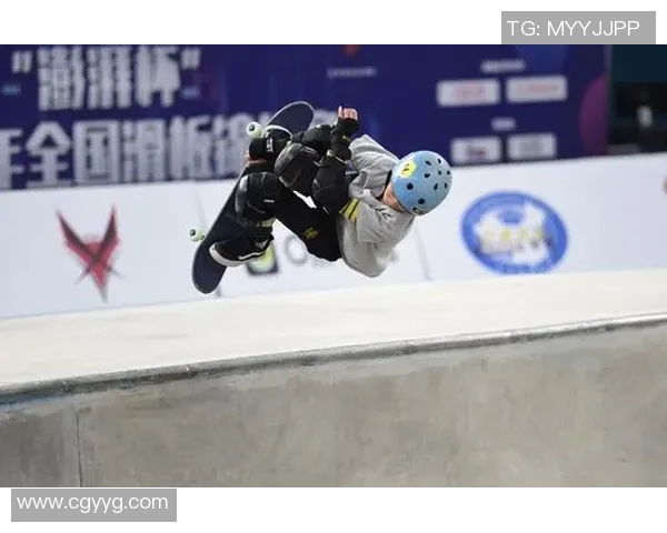 南京滑板队的盯防战术解析与实战应用探讨